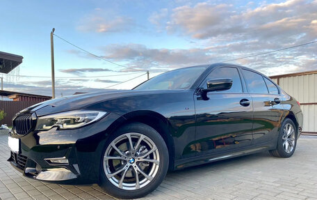 BMW 3 серия, 2019 год, 3 375 000 рублей, 17 фотография