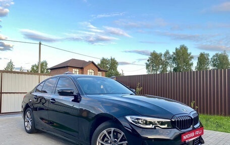 BMW 3 серия, 2019 год, 3 375 000 рублей, 24 фотография