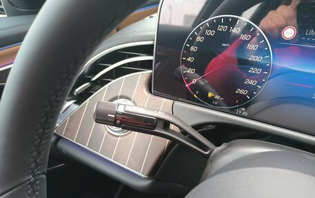 Mercedes-Benz E-Класс, 2025 год, 7 500 000 рублей, 38 фотография