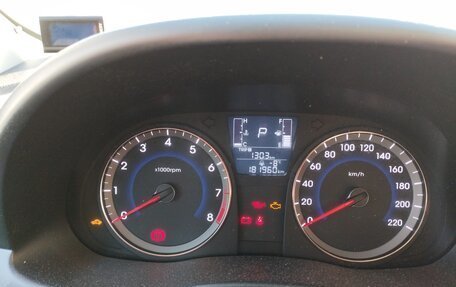 Hyundai Solaris II рестайлинг, 2015 год, 950 000 рублей, 8 фотография