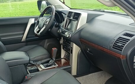 Toyota Land Cruiser Prado 150 рестайлинг 2, 2012 год, 2 650 000 рублей, 5 фотография