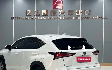 Lexus NX I, 2021 год, 2 750 000 рублей, 3 фотография