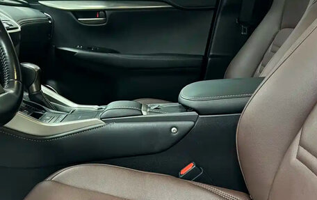 Lexus NX I, 2021 год, 2 750 000 рублей, 10 фотография