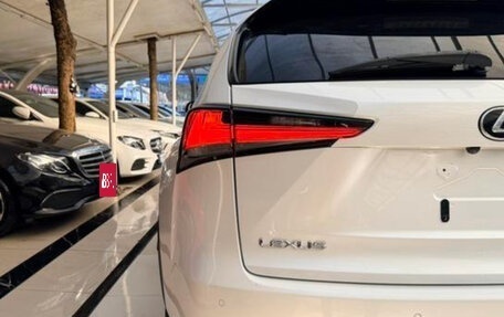 Lexus NX I, 2021 год, 2 850 000 рублей, 10 фотография