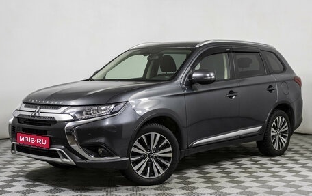 Mitsubishi Outlander III рестайлинг 3, 2019 год, 2 648 000 рублей, 1 фотография