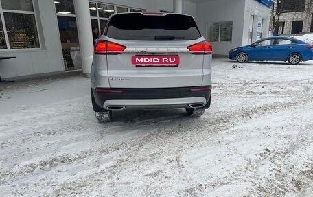 Geely Atlas, 2023 год, 2 200 000 рублей, 3 фотография