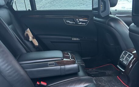 Mercedes-Benz S-Класс, 2011 год, 1 750 000 рублей, 3 фотография