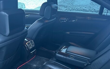 Mercedes-Benz S-Класс, 2011 год, 1 750 000 рублей, 4 фотография