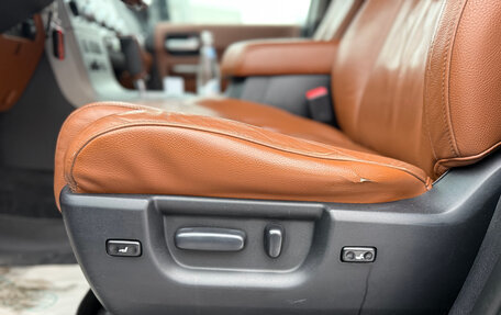 Toyota Sequoia II рестайлинг, 2009 год, 2 890 000 рублей, 13 фотография