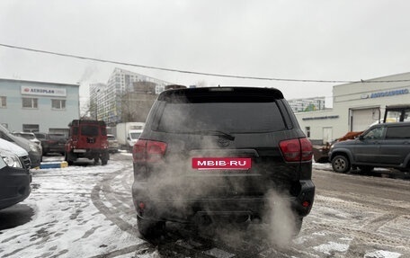 Toyota Sequoia II рестайлинг, 2009 год, 2 890 000 рублей, 10 фотография