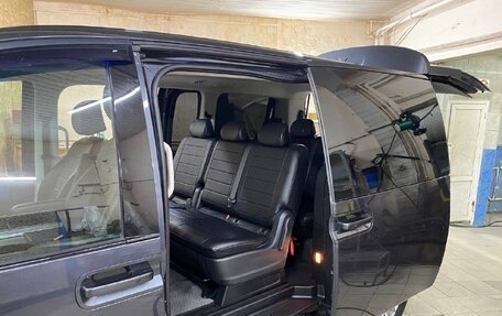 Hyundai Staria, 2022 год, 5 500 000 рублей, 16 фотография