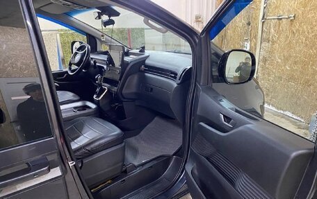 Hyundai Staria, 2022 год, 5 500 000 рублей, 6 фотография