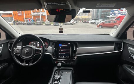 Volvo V90 II, 2018 год, 2 250 000 рублей, 17 фотография