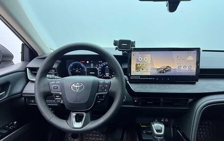 Toyota Camry, 2025 год, 4 400 000 рублей, 11 фотография