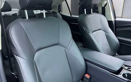 Toyota Camry, 2025 год, 4 400 000 рублей, 21 фотография