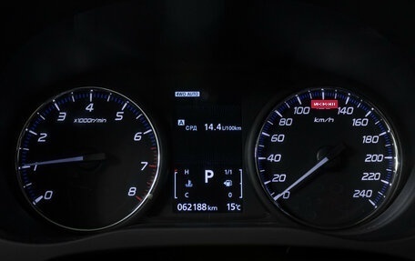 Mitsubishi Outlander III рестайлинг 3, 2019 год, 2 648 000 рублей, 8 фотография