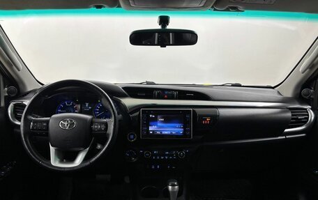 Toyota Hilux VIII, 2018 год, 3 200 000 рублей, 17 фотография