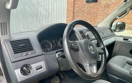 Volkswagen Multivan T5, 2013 год, 1 850 000 рублей, 7 фотография