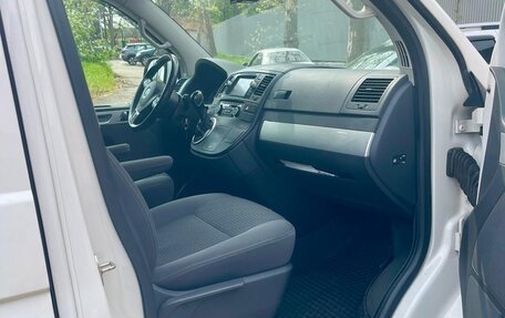 Volkswagen Multivan T5, 2013 год, 1 850 000 рублей, 13 фотография