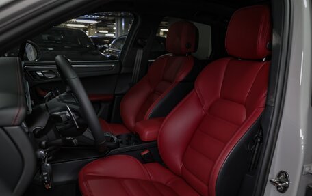 Porsche Macan I рестайлинг, 2025 год, 11 300 000 рублей, 2 фотография