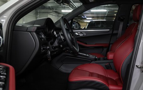 Porsche Macan I рестайлинг, 2025 год, 11 300 000 рублей, 28 фотография