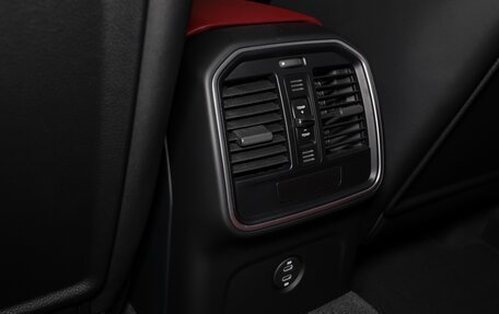 Porsche Macan I рестайлинг, 2025 год, 11 300 000 рублей, 31 фотография