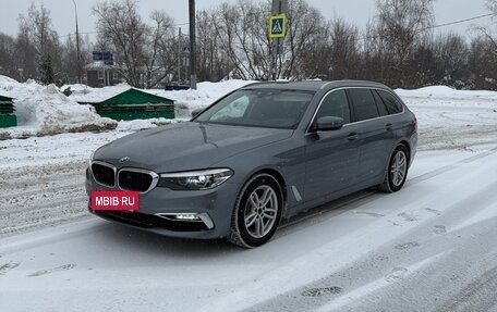 BMW 5 серия, 2019 год, 2 850 000 рублей, 2 фотография