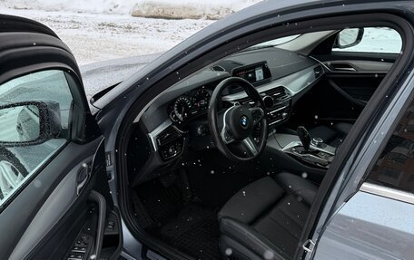 BMW 5 серия, 2019 год, 2 850 000 рублей, 9 фотография