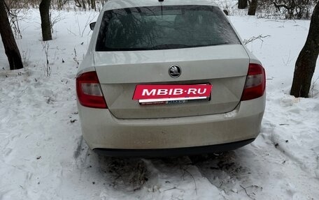 Skoda Rapid I, 2015 год, 600 000 рублей, 2 фотография