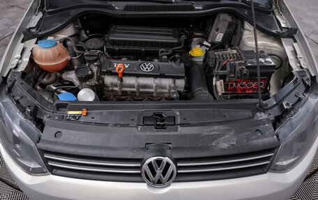 Volkswagen Polo VI (EU Market), 2012 год, 661 000 рублей, 21 фотография