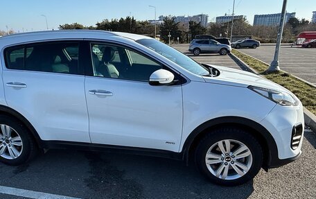 KIA Sportage IV рестайлинг, 2018 год, 2 500 000 рублей, 4 фотография