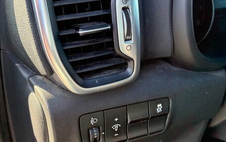 KIA Sportage IV рестайлинг, 2018 год, 2 500 000 рублей, 29 фотография