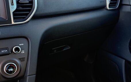 KIA Sportage IV рестайлинг, 2018 год, 2 500 000 рублей, 25 фотография