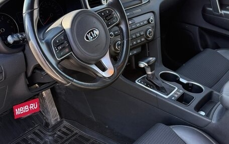 KIA Sportage IV рестайлинг, 2018 год, 2 500 000 рублей, 30 фотография