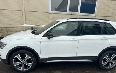 Volkswagen Tiguan II, 2019 год, 2 850 000 рублей, 3 фотография