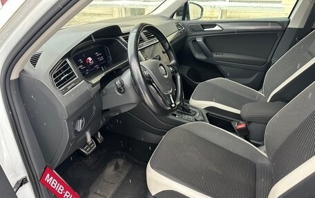 Volkswagen Tiguan II, 2019 год, 2 850 000 рублей, 7 фотография