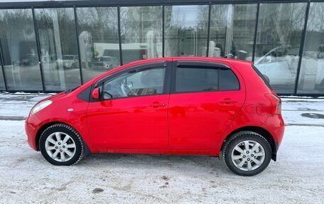 Toyota Yaris III рестайлинг, 2008 год, 750 000 рублей, 8 фотография