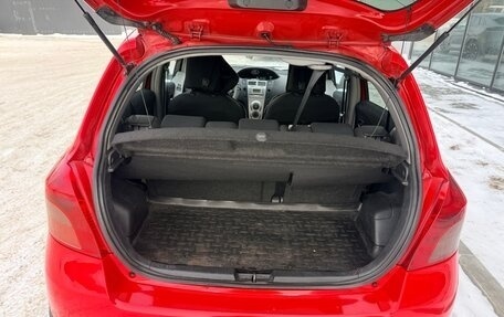 Toyota Yaris III рестайлинг, 2008 год, 750 000 рублей, 16 фотография