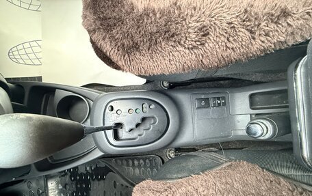 Toyota Yaris III рестайлинг, 2008 год, 750 000 рублей, 31 фотография