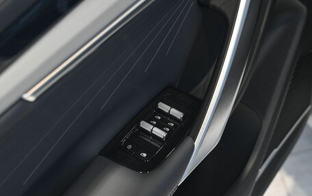 Geely Atlas, 2025 год, 3 500 000 рублей, 14 фотография