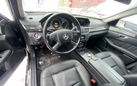 Mercedes-Benz E-Класс, 2012 год, 1 250 000 рублей, 8 фотография