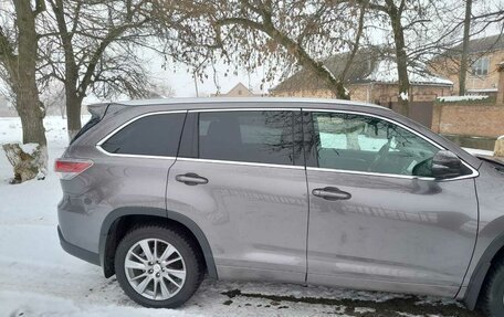 Toyota Highlander III, 2014 год, 2 550 000 рублей, 8 фотография