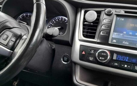 Toyota Highlander III, 2014 год, 2 550 000 рублей, 16 фотография