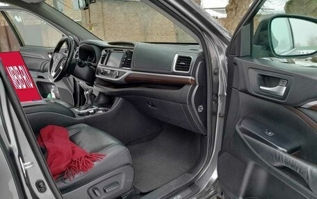 Toyota Highlander III, 2014 год, 2 550 000 рублей, 13 фотография
