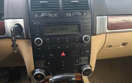 Volkswagen Touareg III, 2003 год, 660 000 рублей, 11 фотография