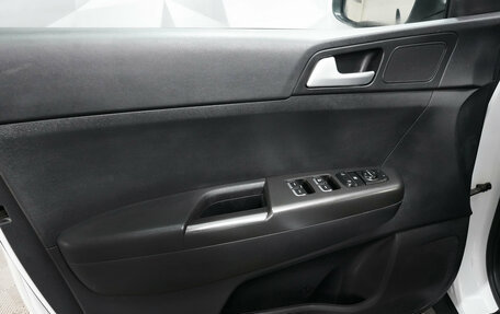 KIA Sportage IV рестайлинг, 2018 год, 2 149 000 рублей, 16 фотография