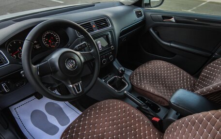 Volkswagen Jetta VI, 2013 год, 749 000 рублей, 5 фотография