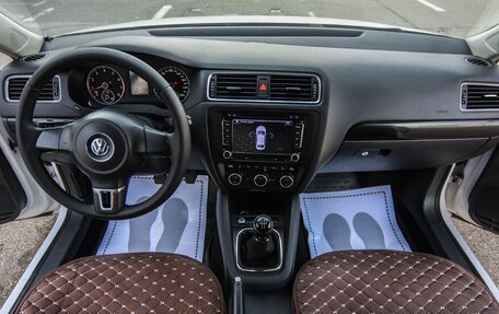 Volkswagen Jetta VI, 2013 год, 749 000 рублей, 11 фотография