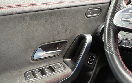 Mercedes-Benz CLA, 2019 год, 2 550 000 рублей, 17 фотография