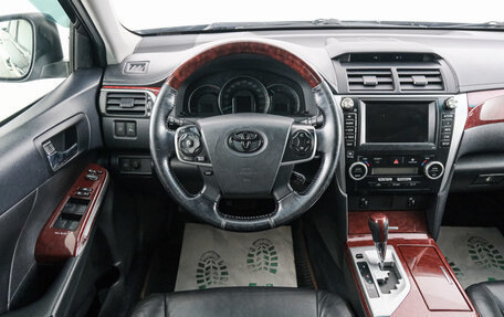 Toyota Camry, 2011 год, 1 599 000 рублей, 15 фотография